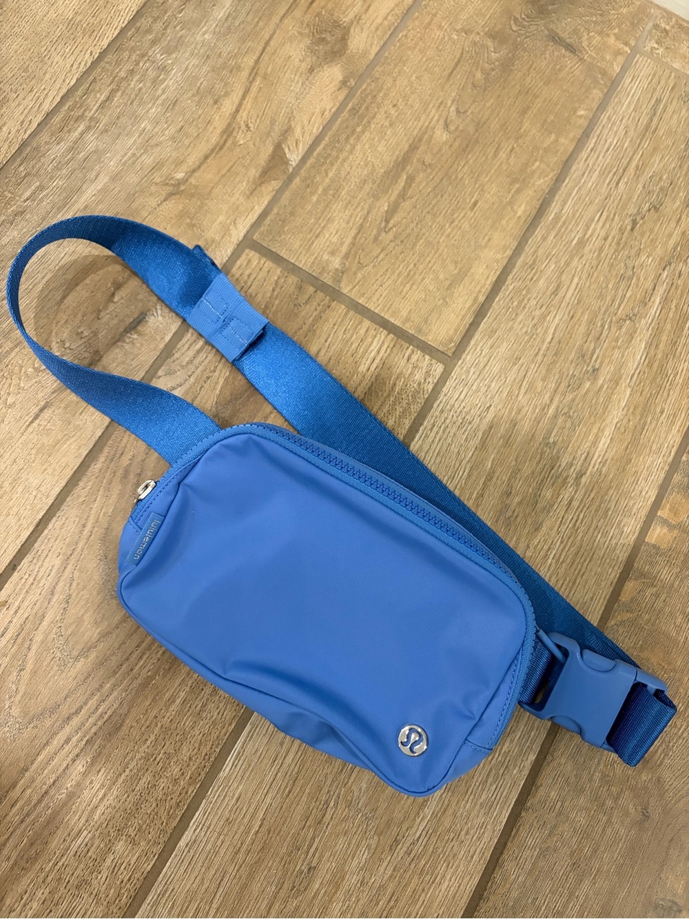 lululemon athletica Blue Crossbody Belt Bag blue